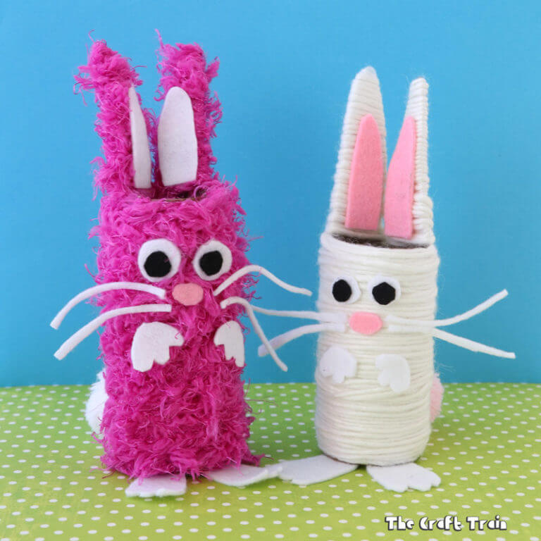 Yarn Easter bunny craft for kids using repurposed cardboard tubes – so cute!