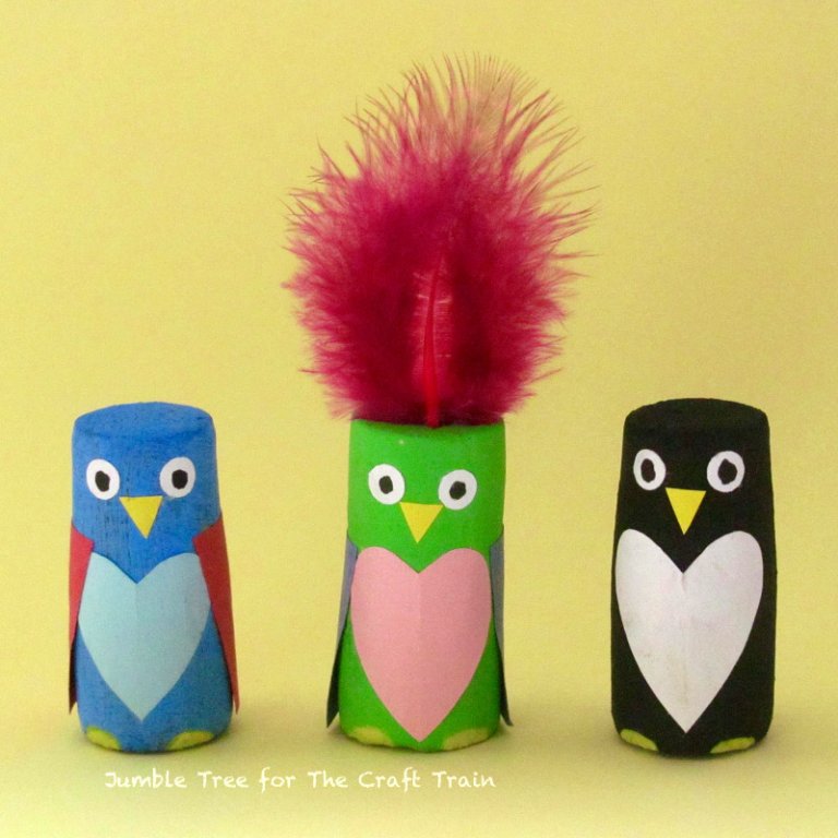 Make these cute and easy cork lovebirds