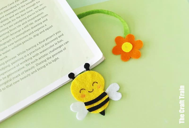 finished bee bookmark craft for kids