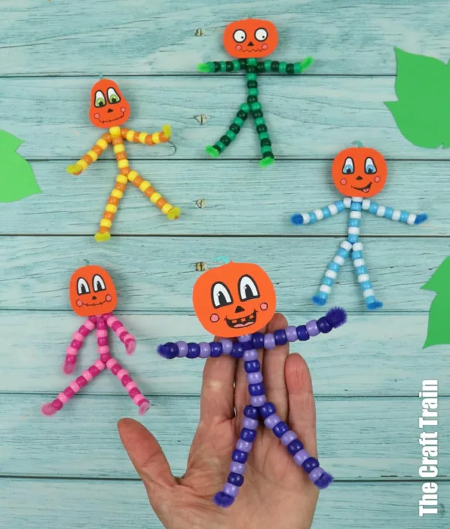 Mini pumpkin people