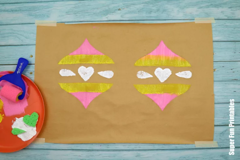 Steps to make stuffed paper baubles