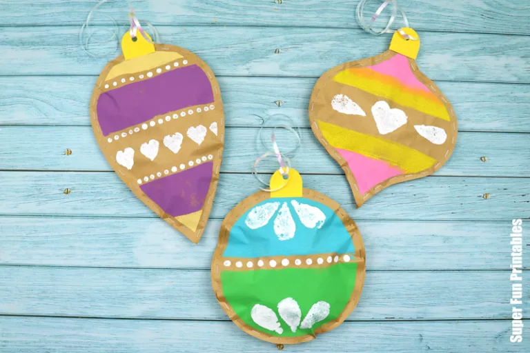Stuffed paper baubles Christmas craft for kids