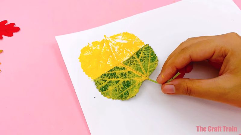 Leaf printing animal art activity steps